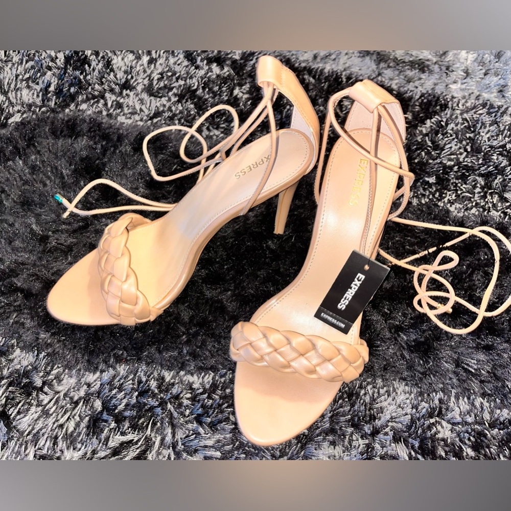 Express Heels Brand New with Tag Nude color size 9
